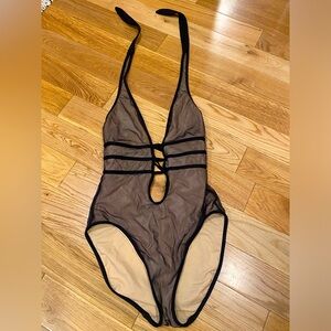 Anne Cole Women’s Black Mesh Low Cut One Piece Swimsuit   sz S.